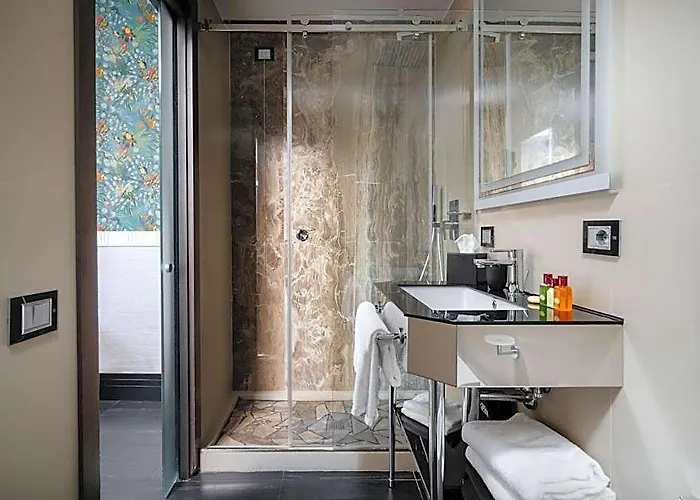 Unica 4* Roma